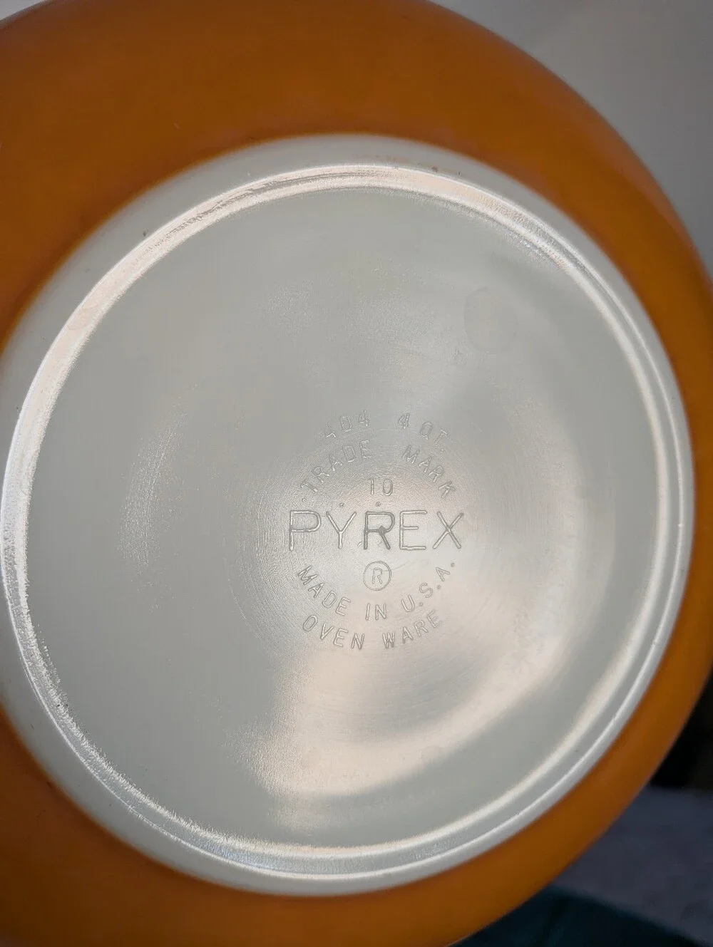 Vintage Pyrex Large 4 Qt MixingBowl 404 Flameglo Red Orange Ombre